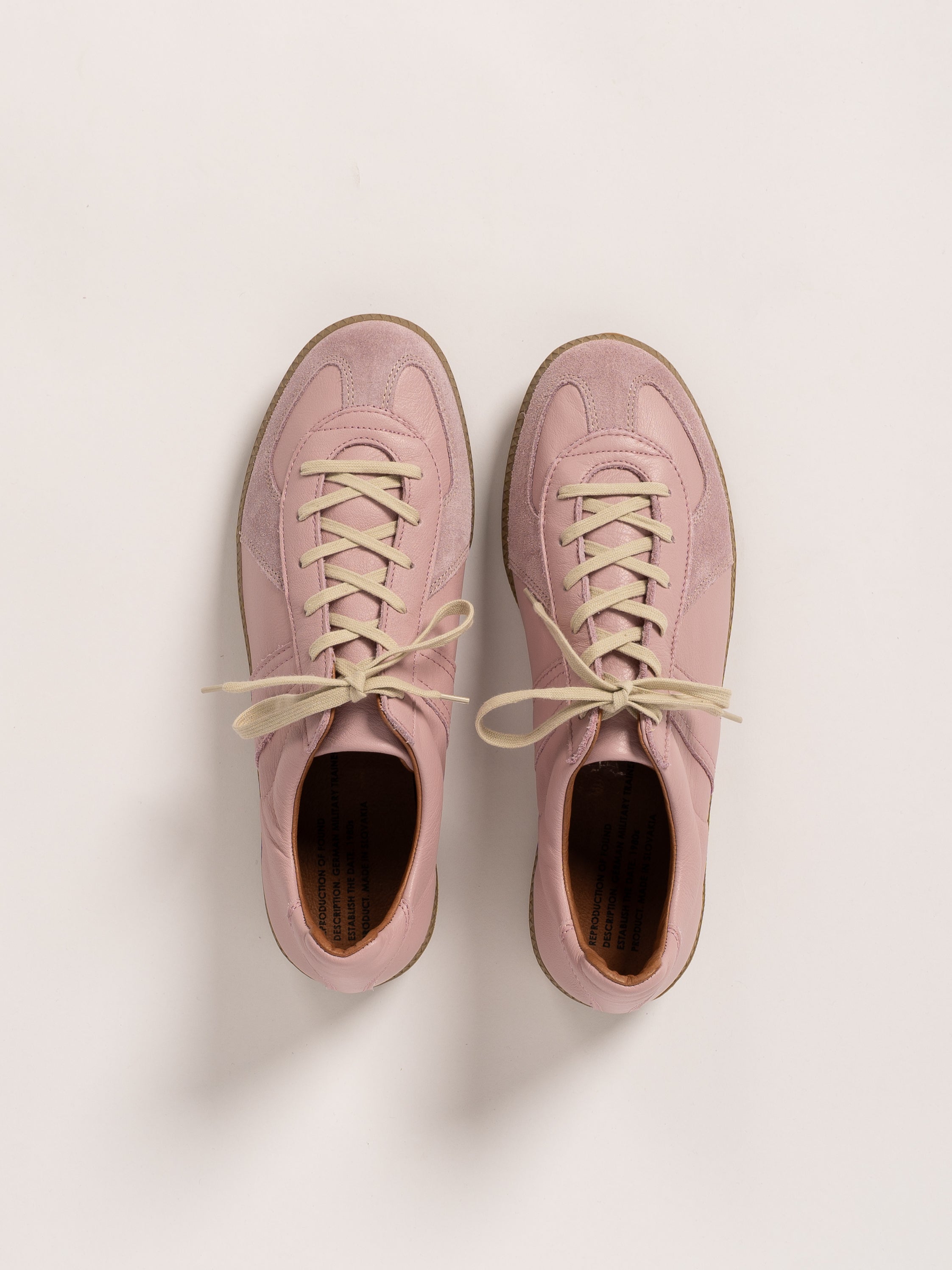 Reproduction of found German Military Trainer 1700L (Light Pink)