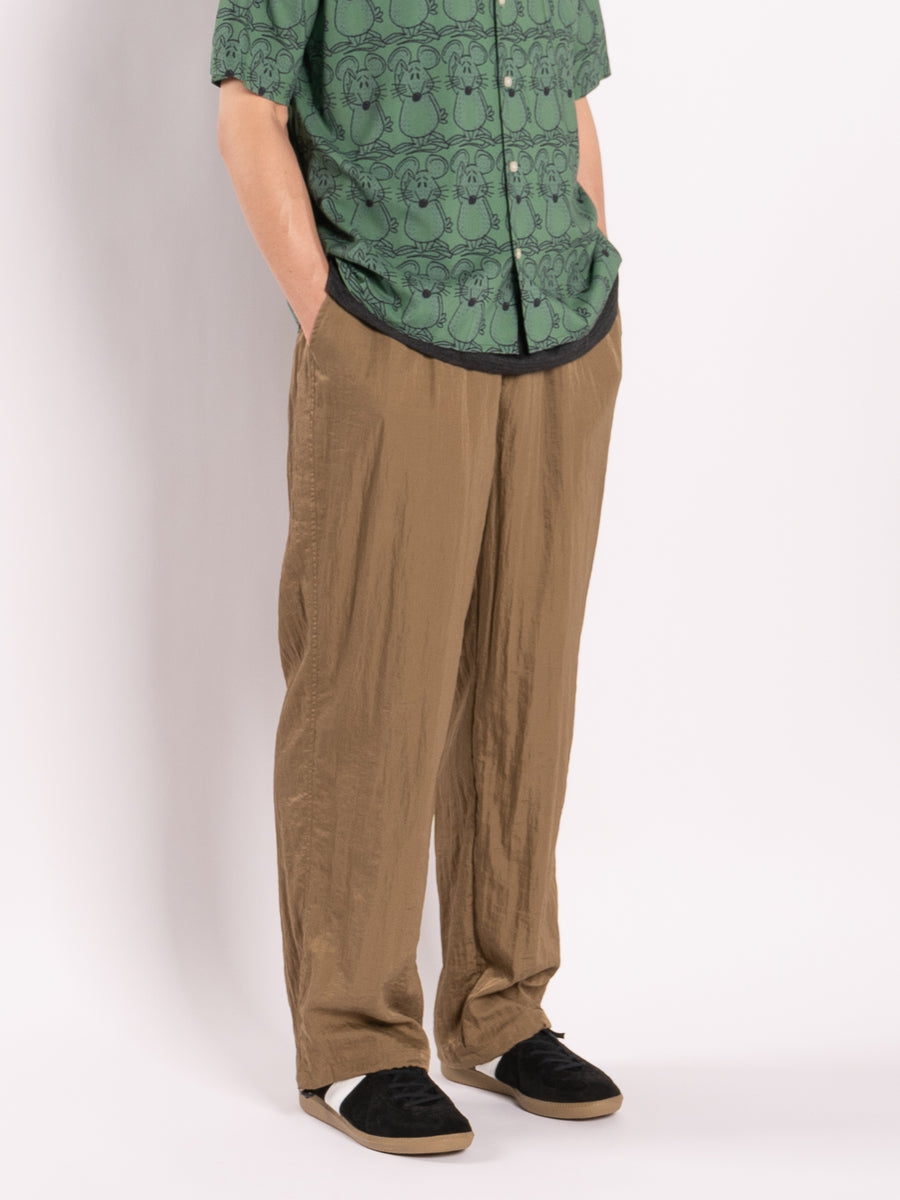 CONICHIWA bonjour Nylon Track Pants (Mocha) – COMRADE Hong Kong