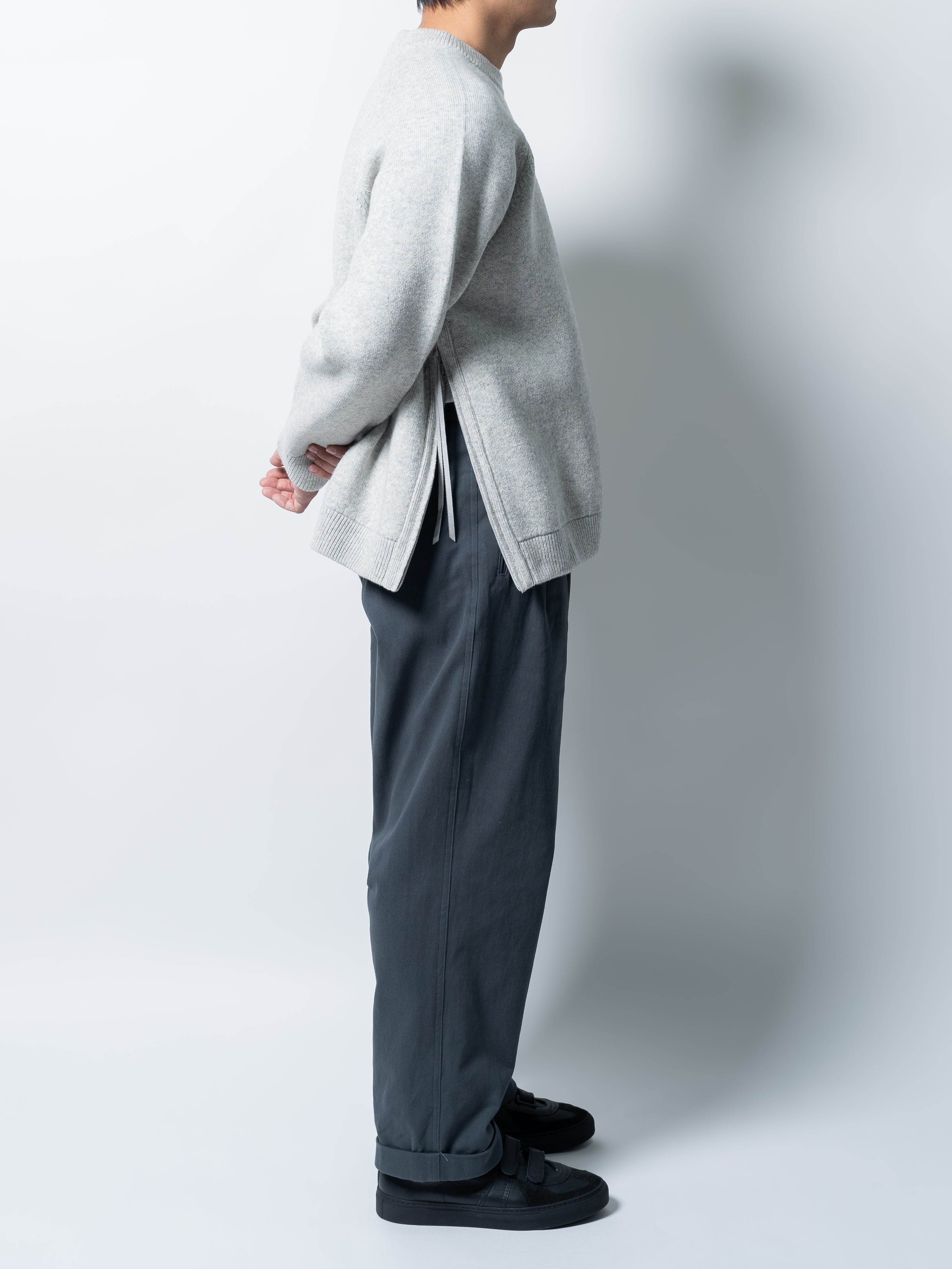 is-ness Ventilation Knitted Crew (Gray) | COMRADEHK