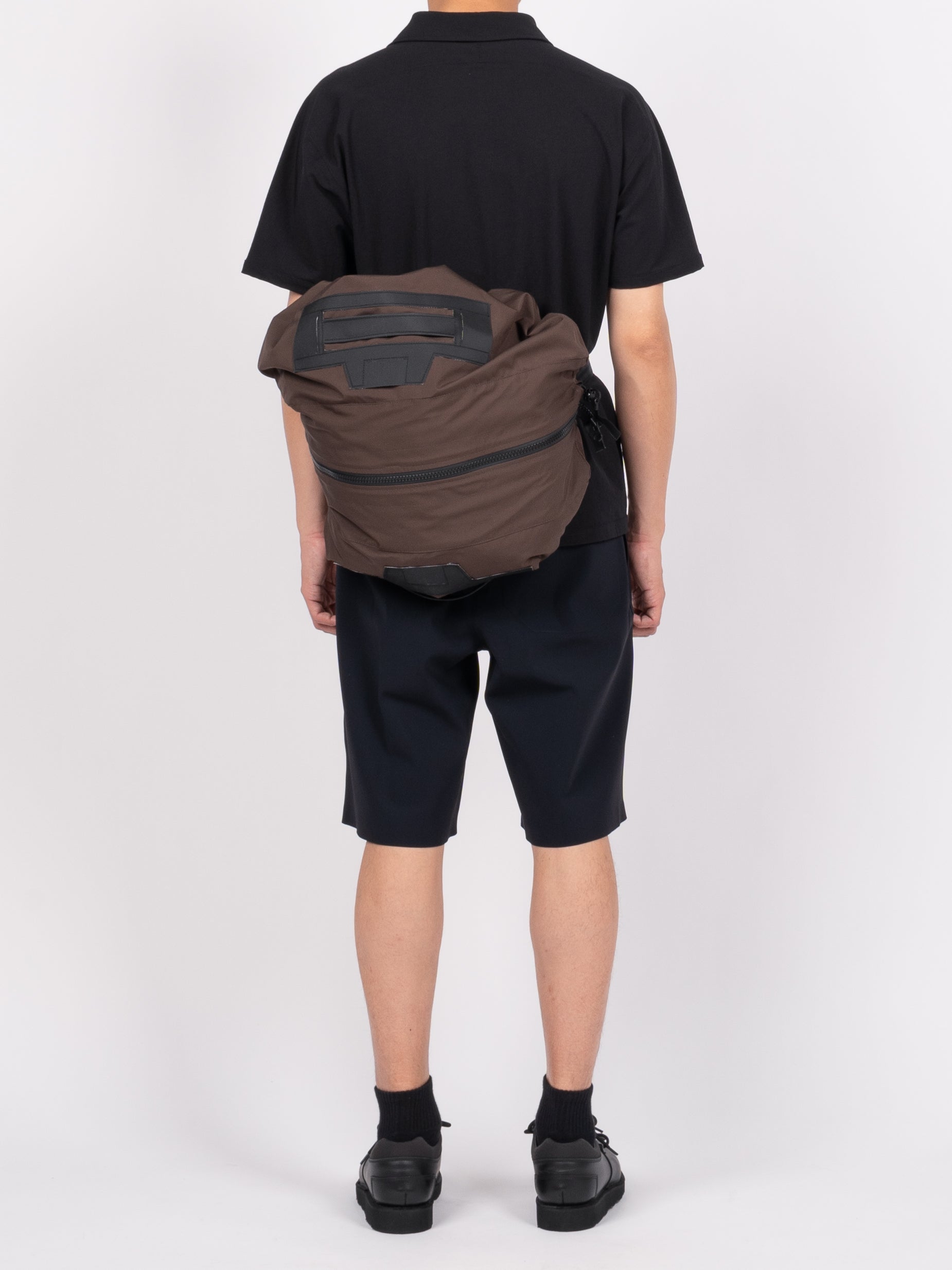 GR10K 3L Microgrid Duffle Bag (Soil Brown)