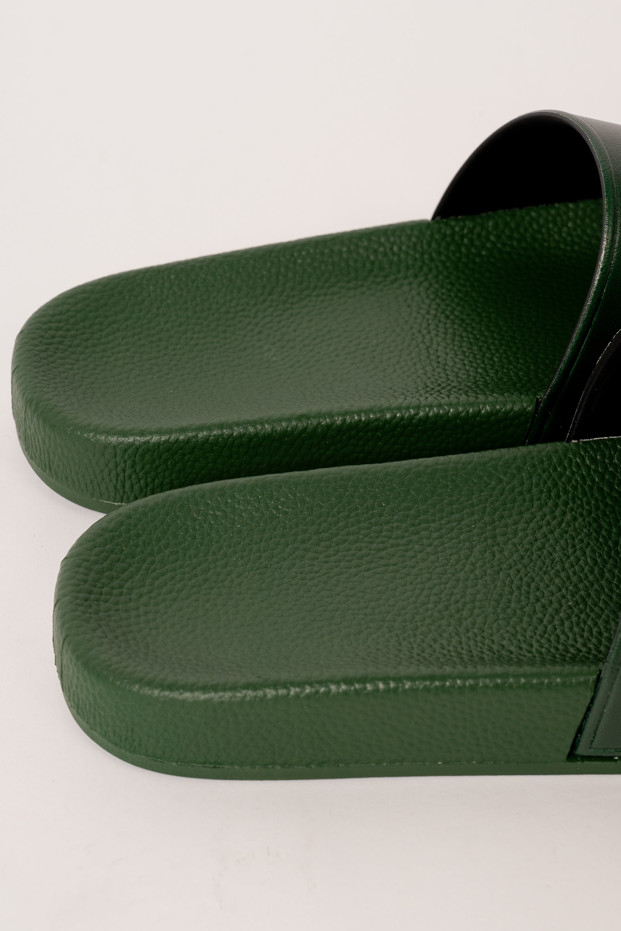 FreshService Slide Sandal (Green)