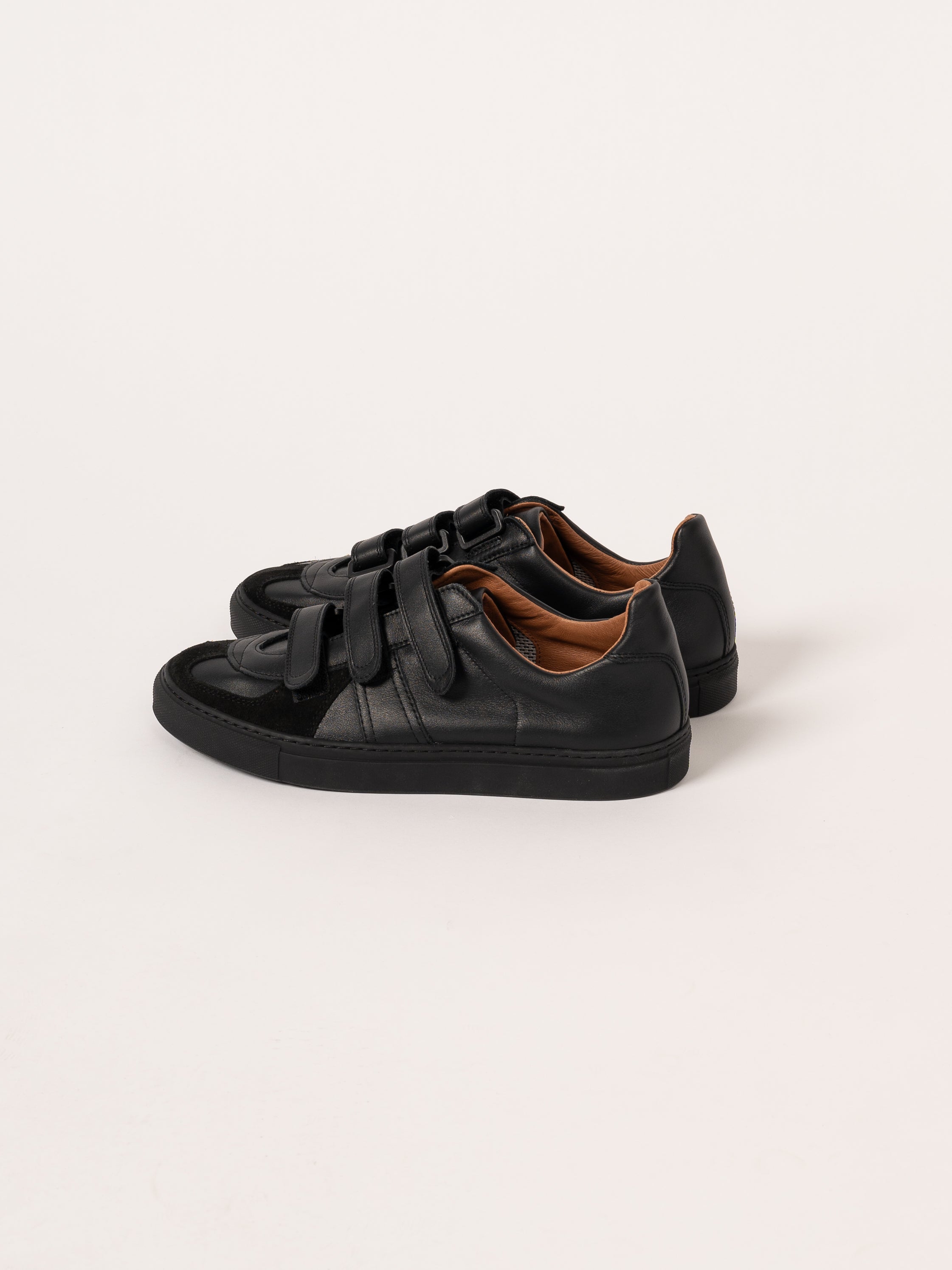 Reproduction of found German Military Trainer 1778SL (Black/Black Sole)