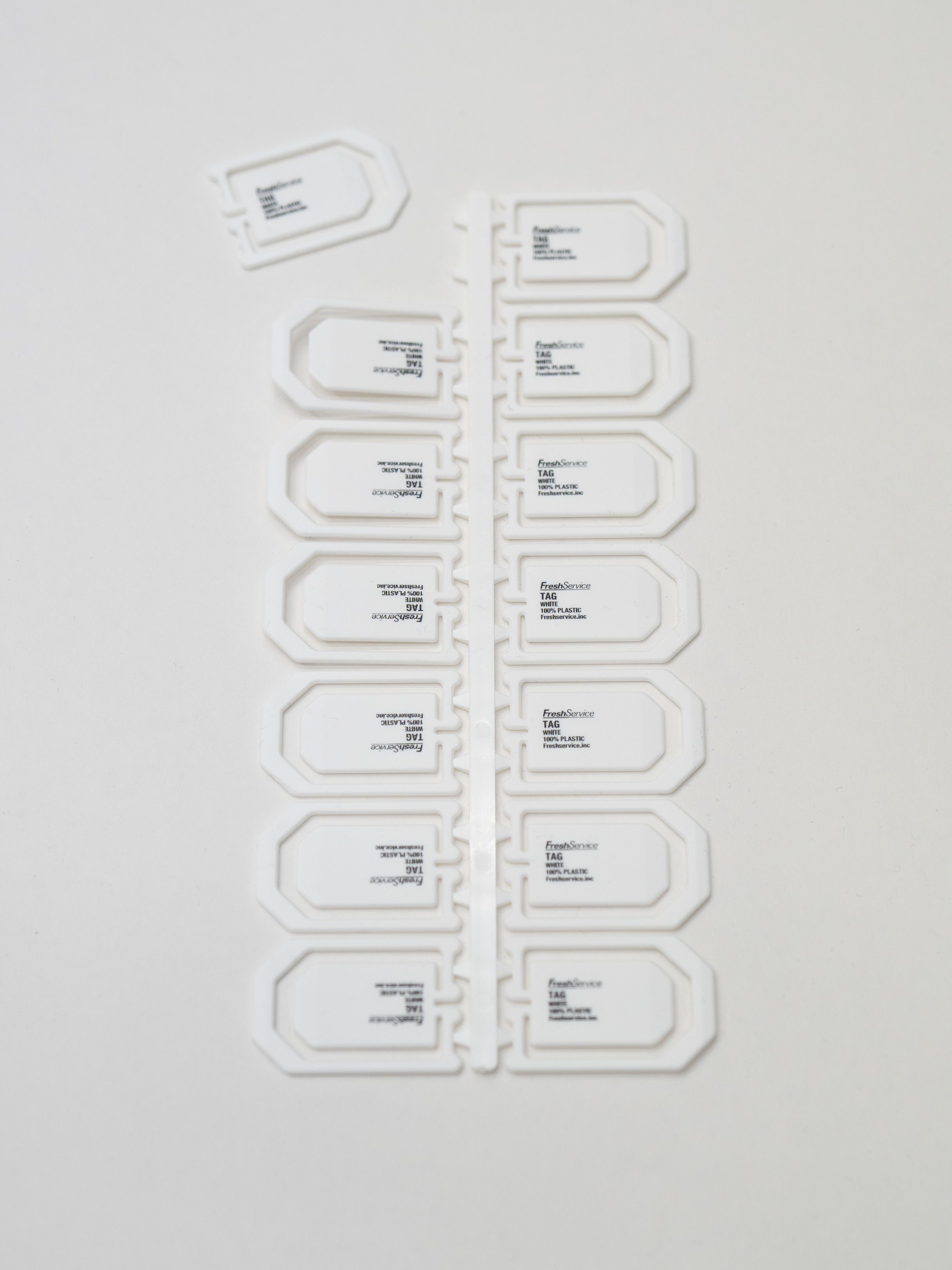 FreshService Original Plastic Clip (White)