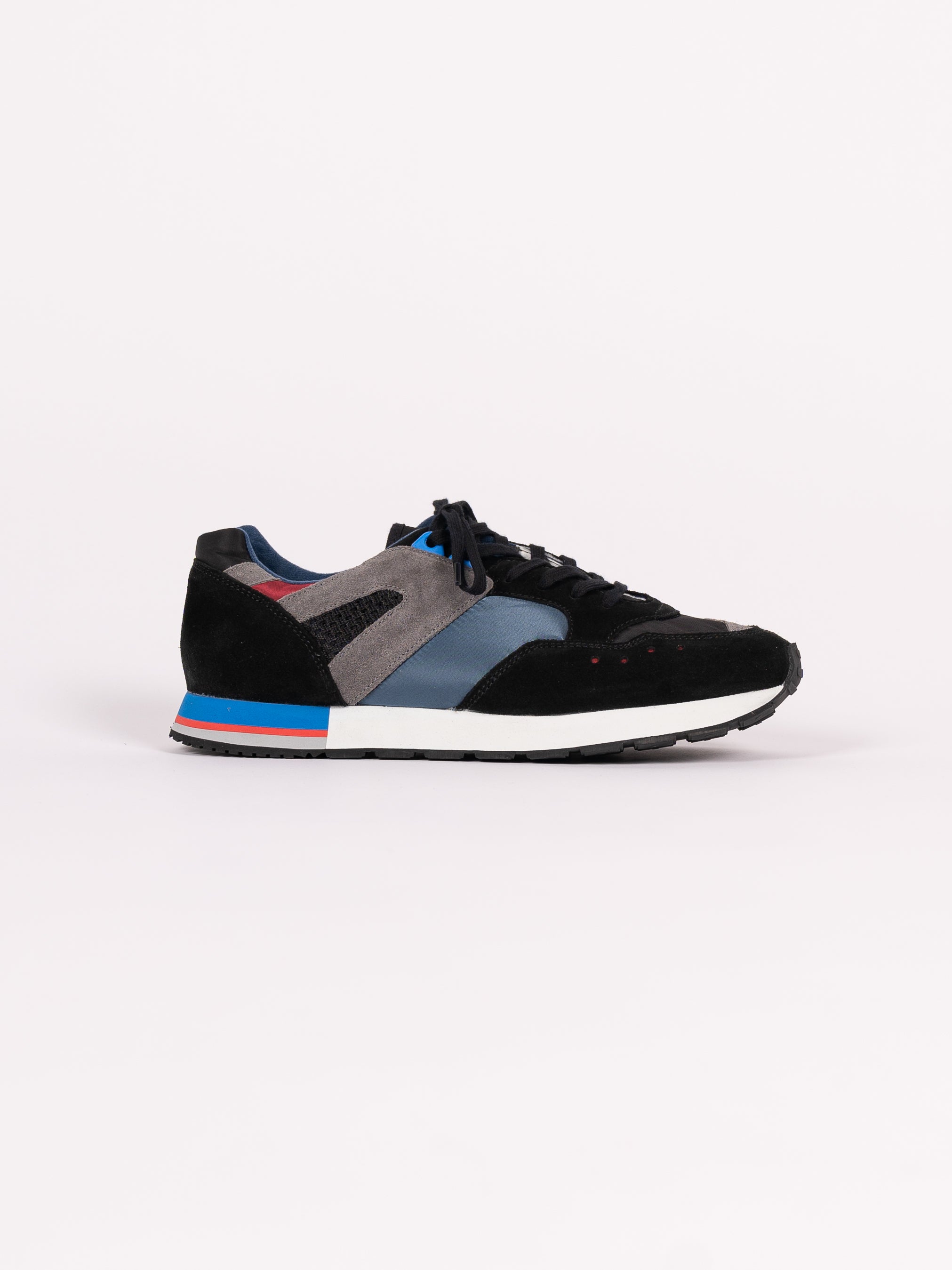 Reproduction of Found French Military Trainer 1300FS (Black)