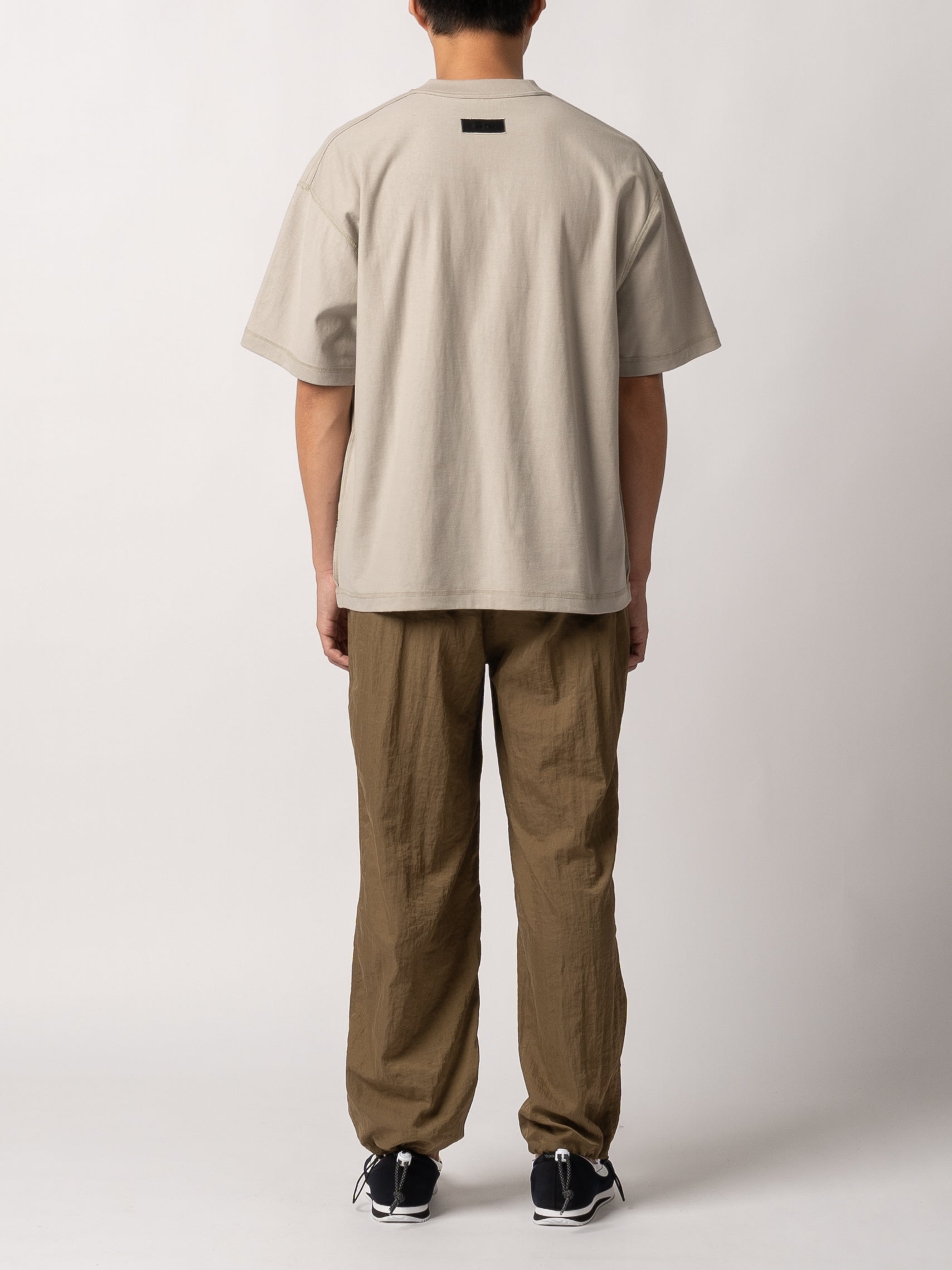 FAÇON Reverse Label Tee (Beige)