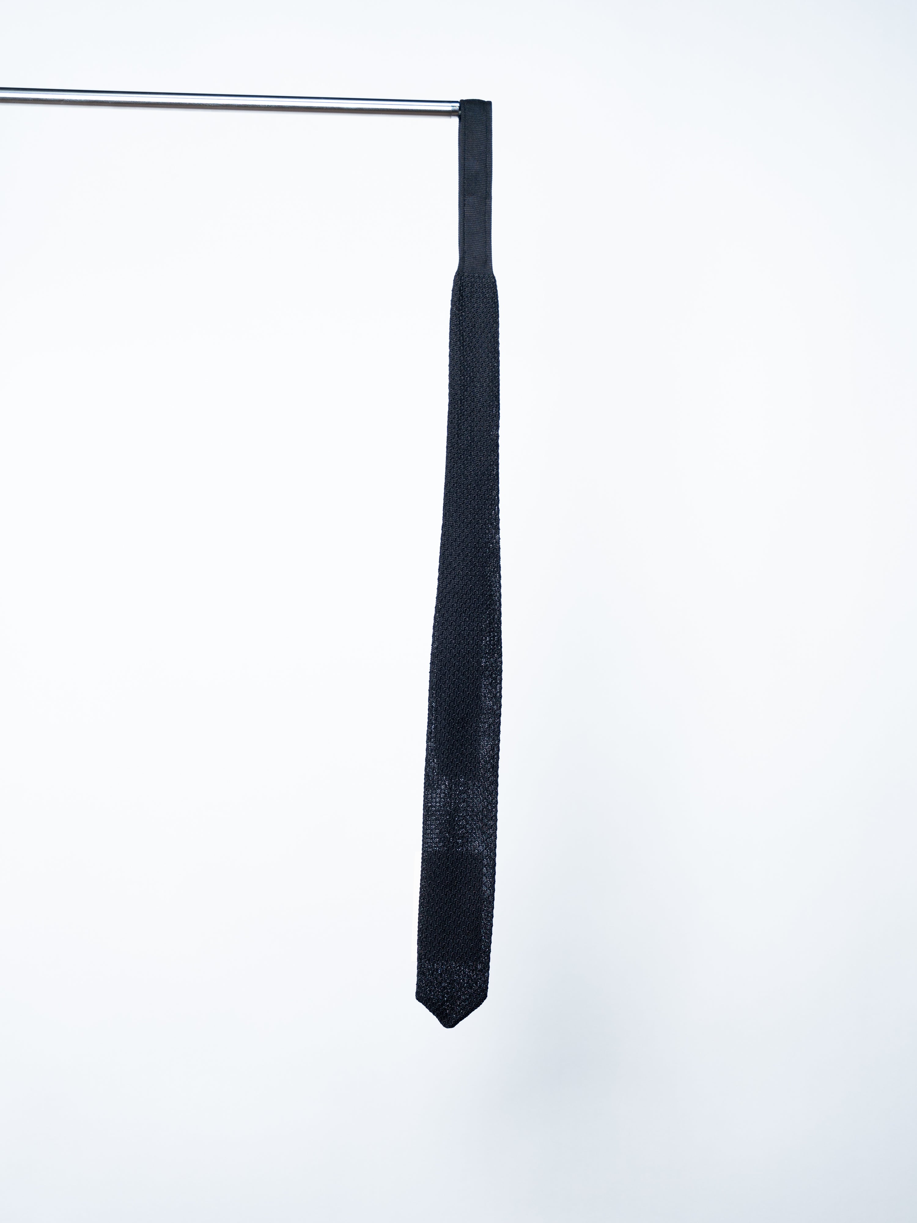 mfpen Formal Tie (Black Silk)