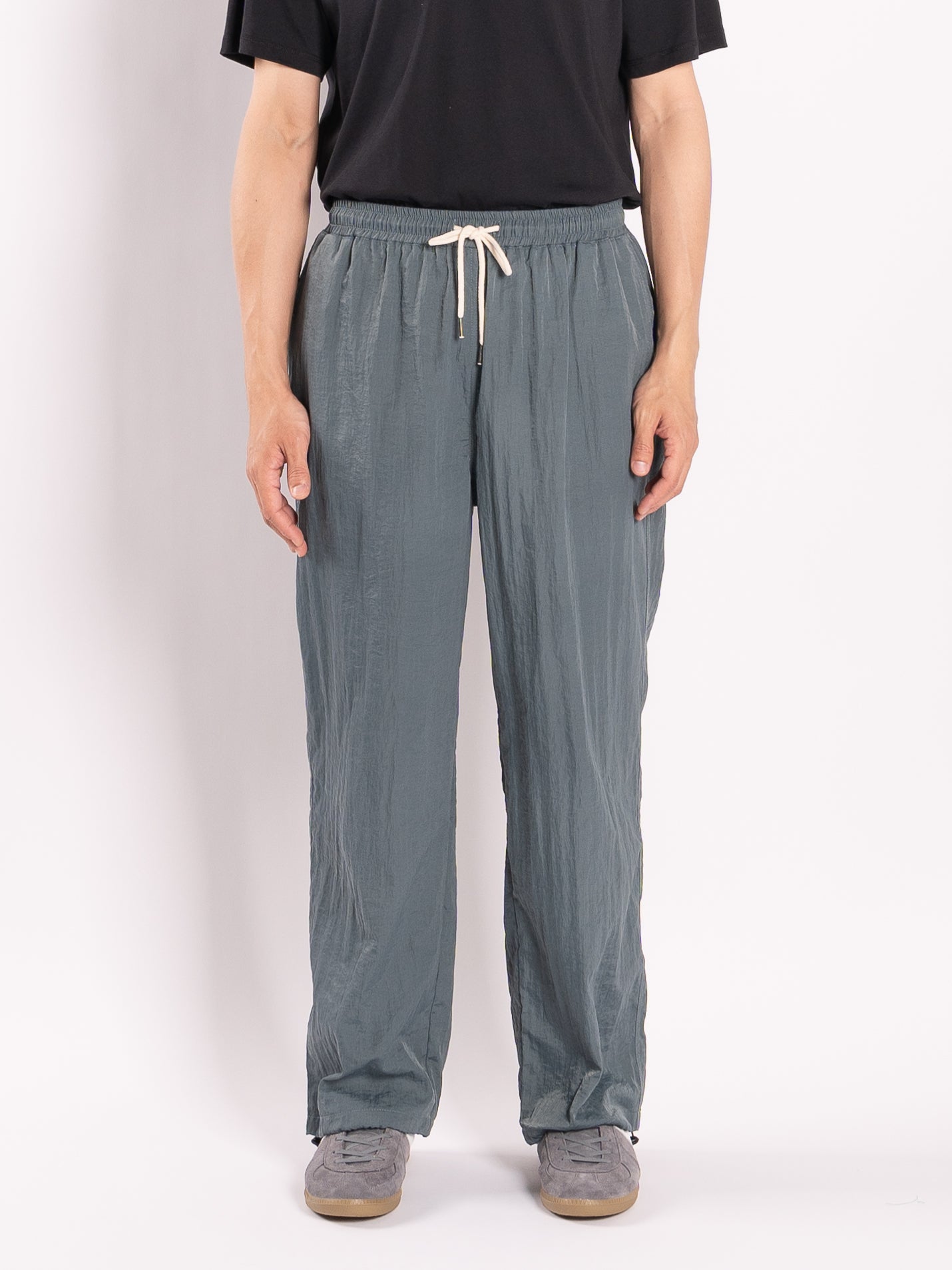 CONICHIWA bonjour Nylon Track Pants (Airforce)