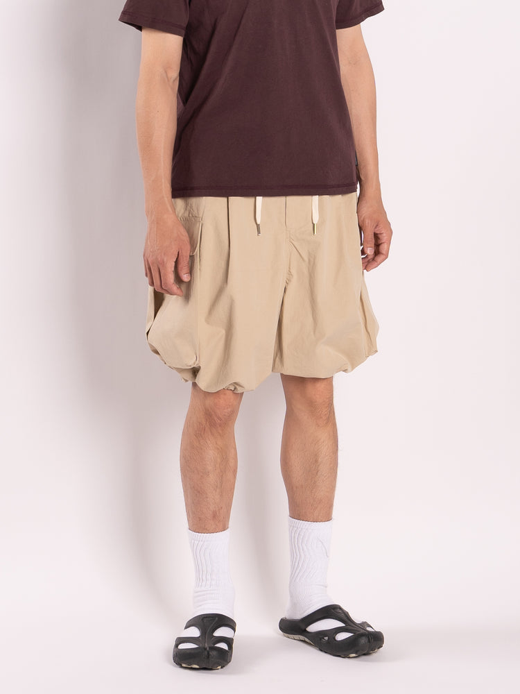 CONICHIWA bonjour Wide Cargo Shorts (Beige)