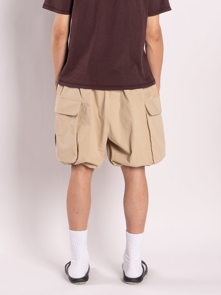 CONICHIWA bonjour Wide Cargo Shorts (Beige)
