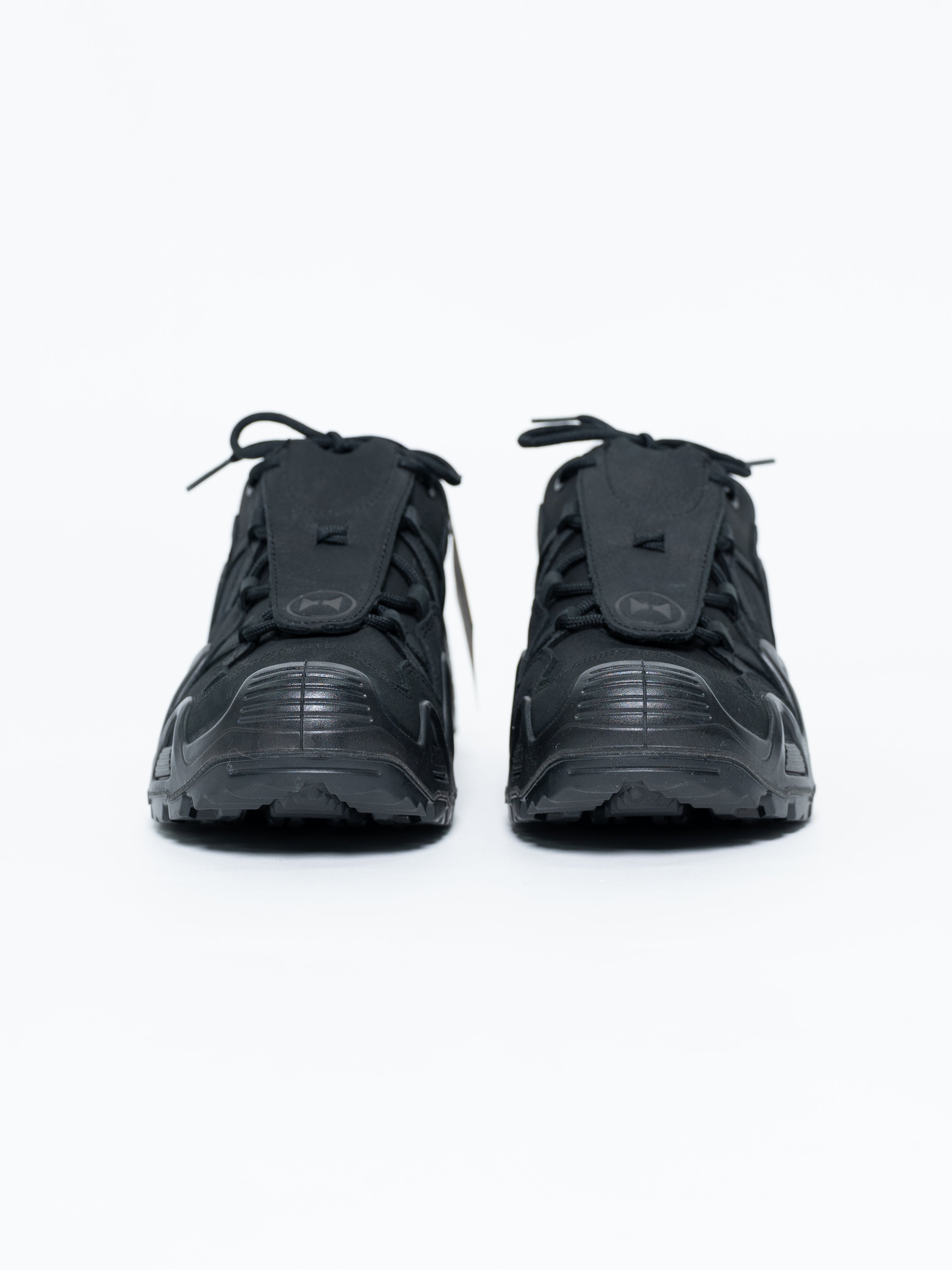 AFFXWRKS x LOWA Zephyr GTX LO Shoe (Black/ Black) – COMRADEHK