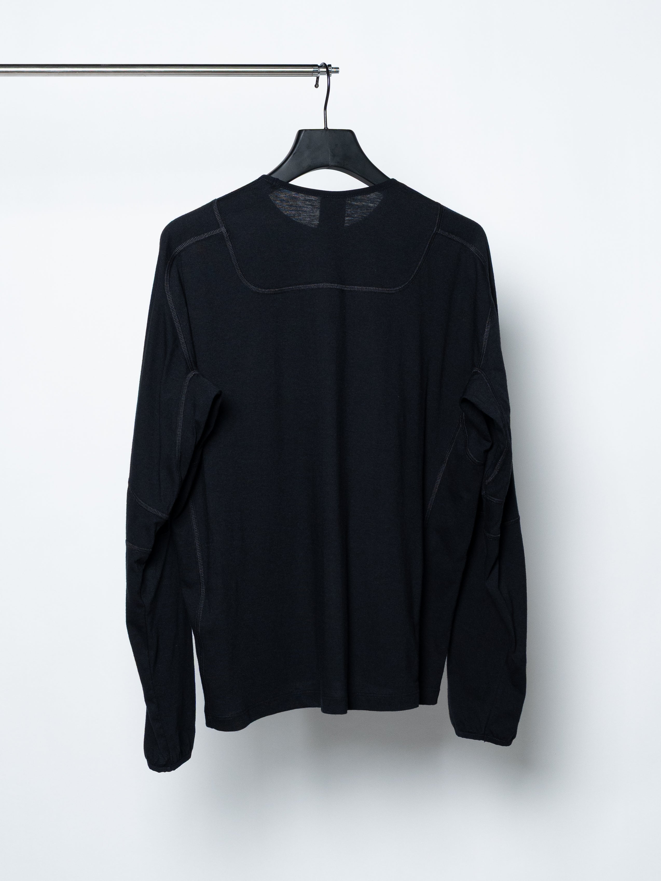 GR10K Light Interlock Long Sleeve (Black) | COMRADE