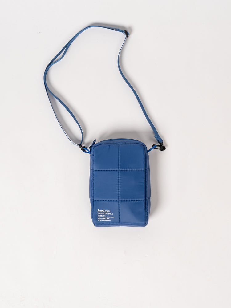 
                
                    Load image into Gallery viewer, FreshService Quilted Cube Bag S (Blue)
                
            