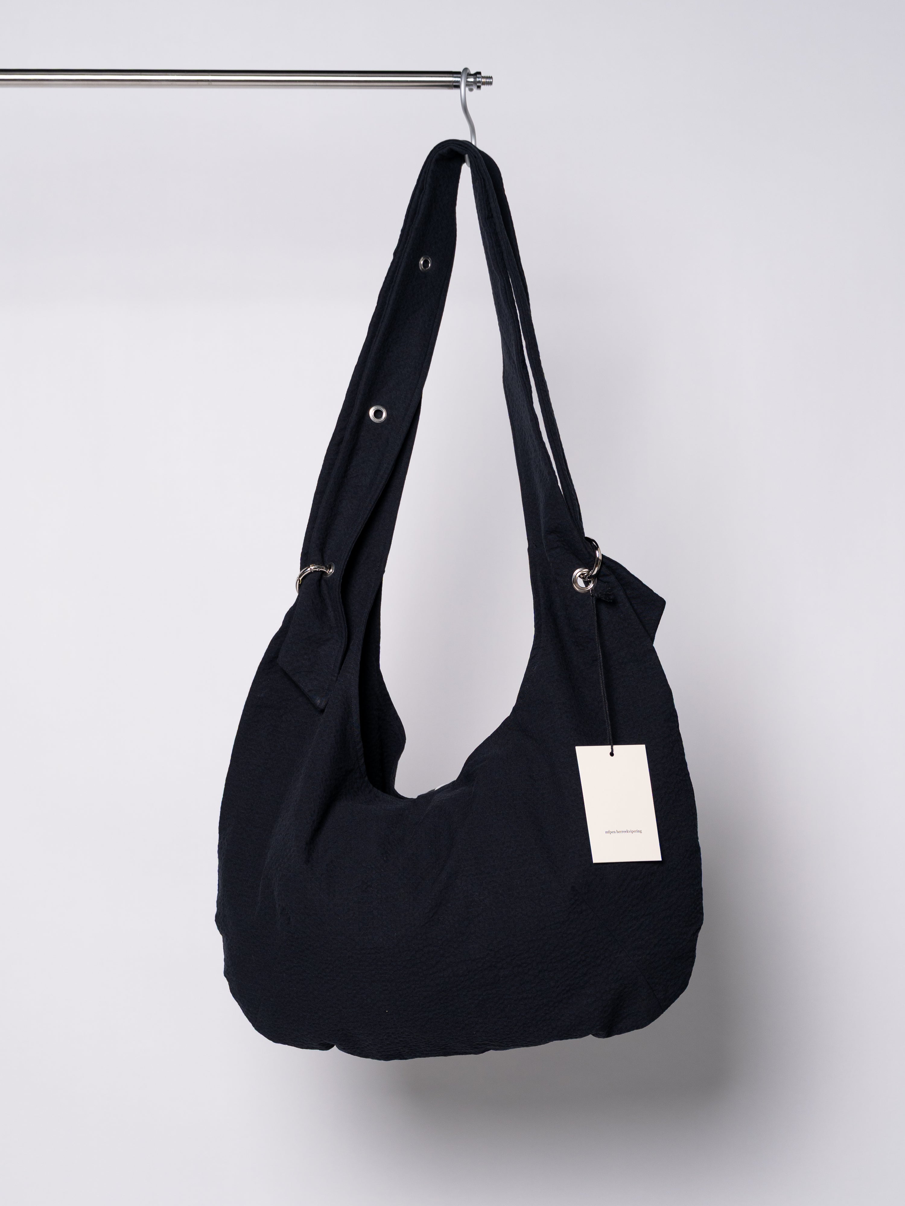 mfpen Eyelet Shoulder Bag (Black Seersucker)