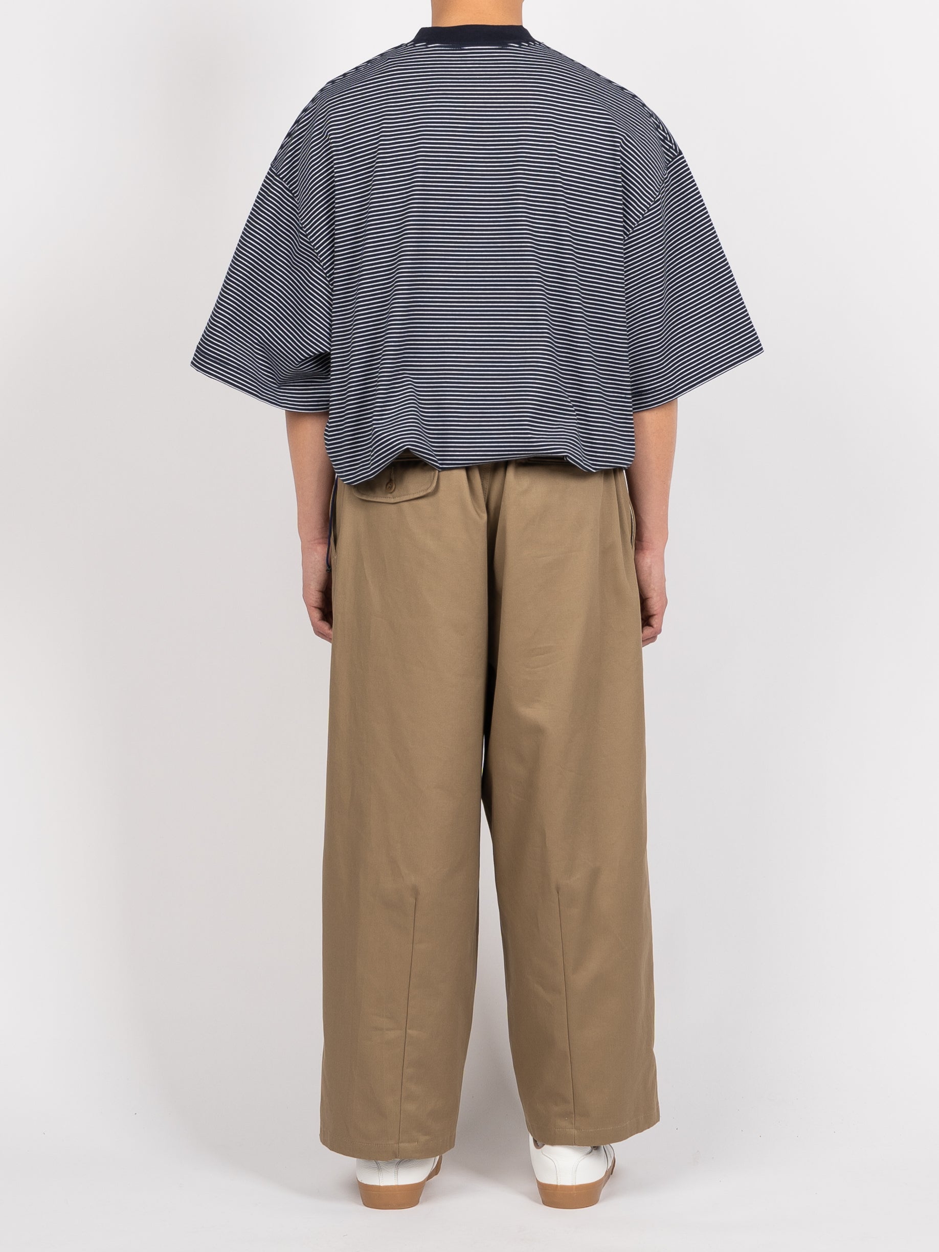 is-ness Balloon EZ Pants (Beige) | COMRADEHK – COMRADE Hong Kong