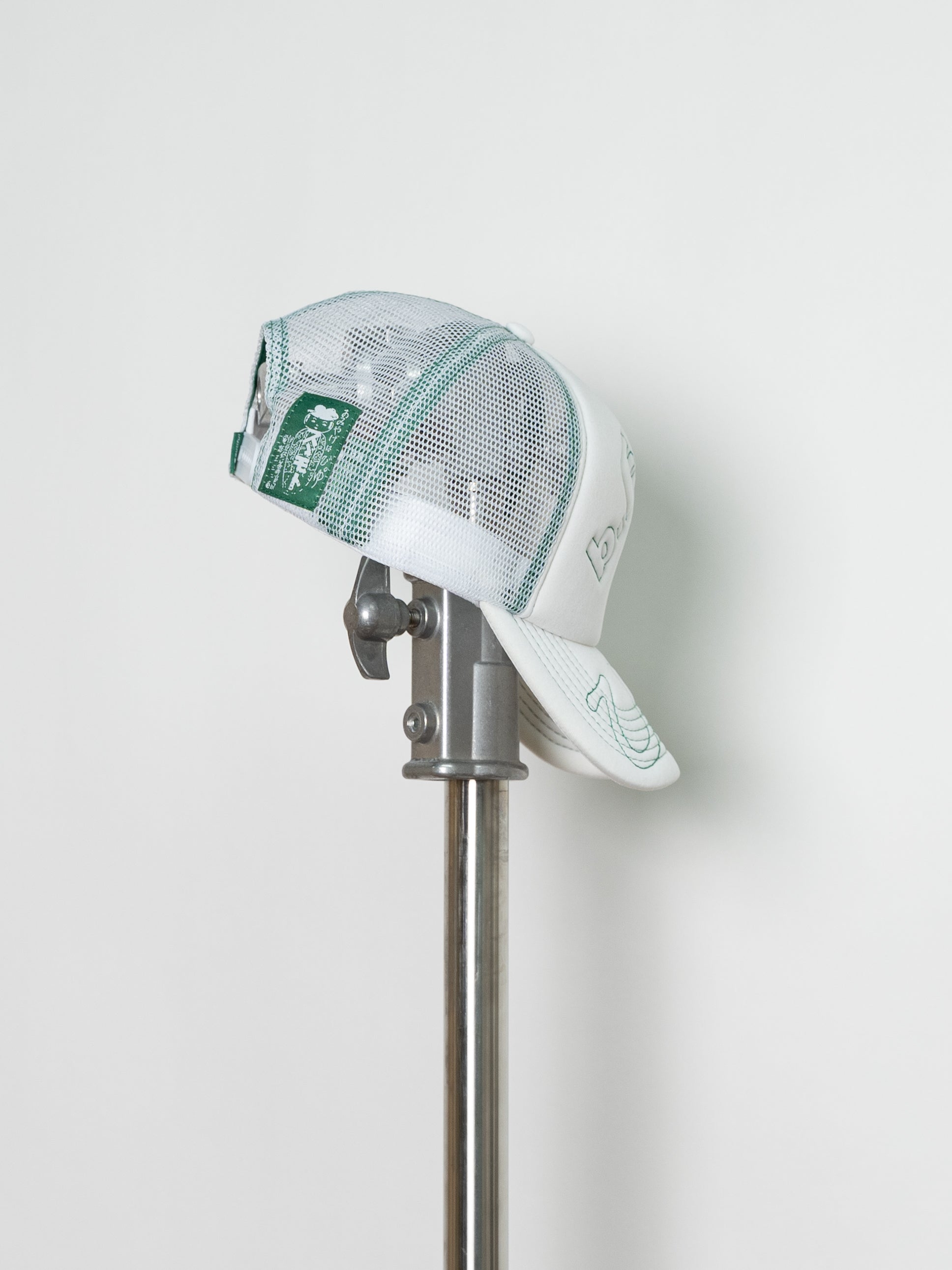 b.Eautiful b.i Foam Trucker Hat (White / Green)