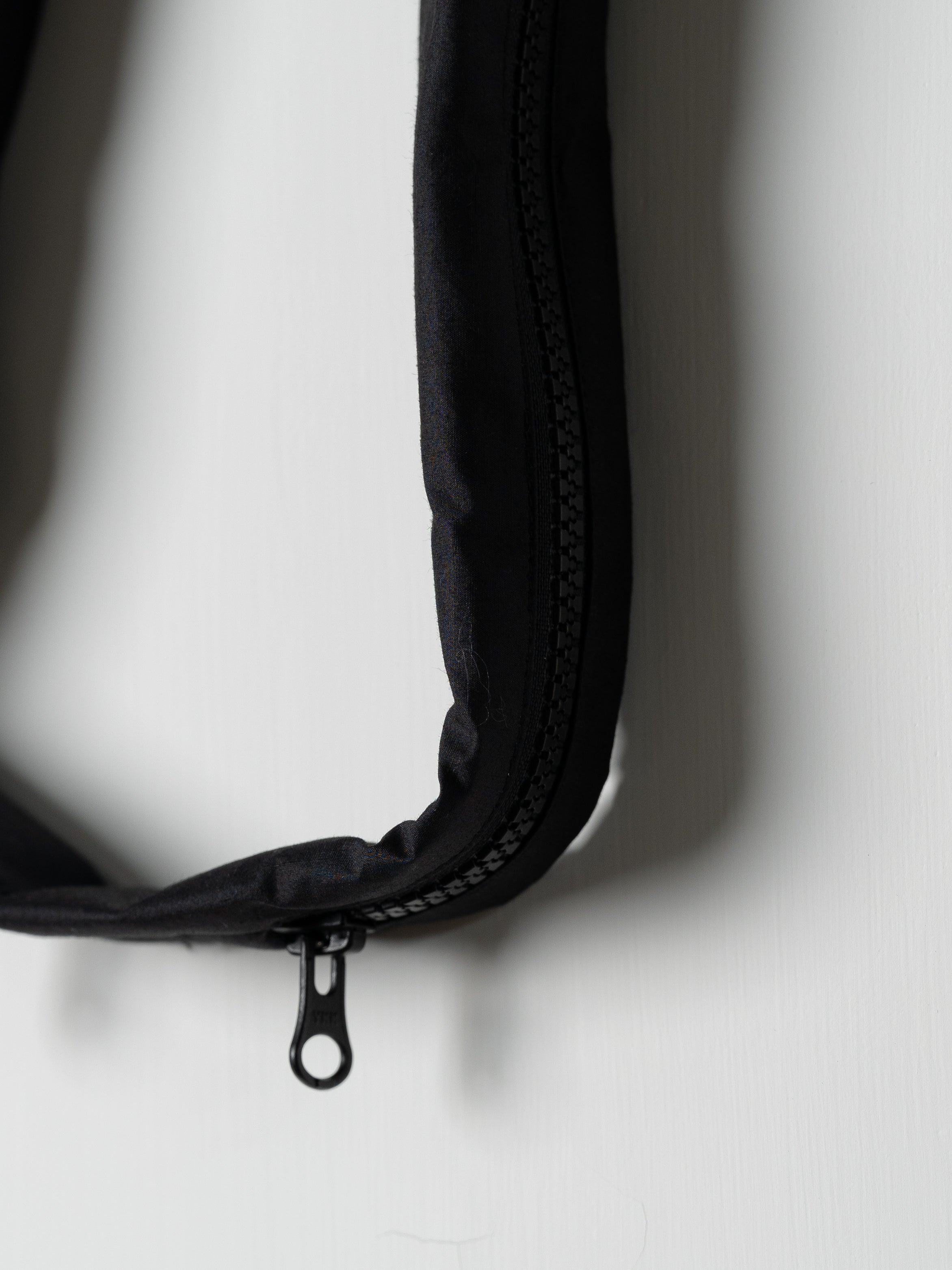 GR10K Cotton 3L Pleats Belt Bag (Black)