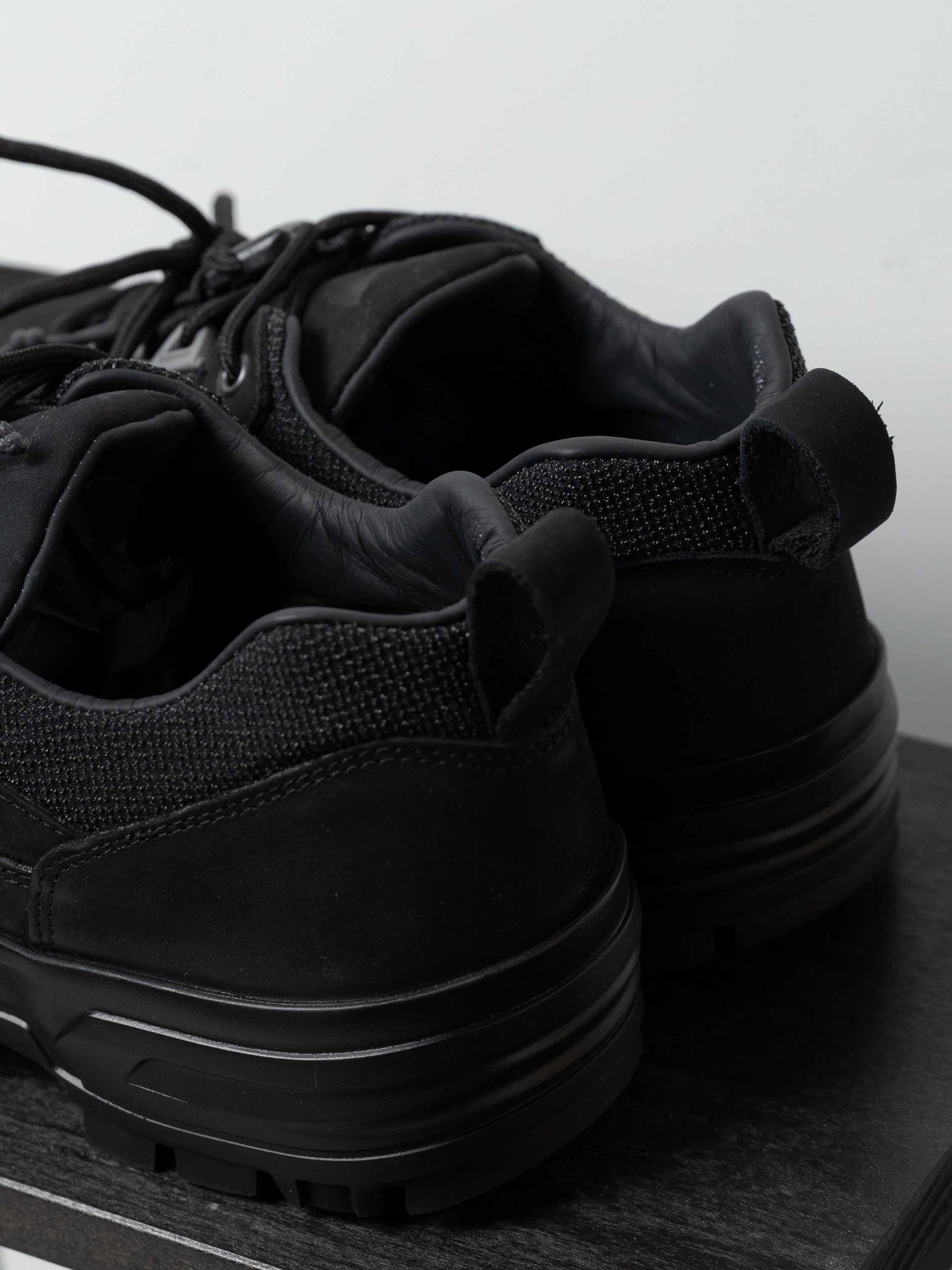 GR10K Hed Sneaker II (Black)