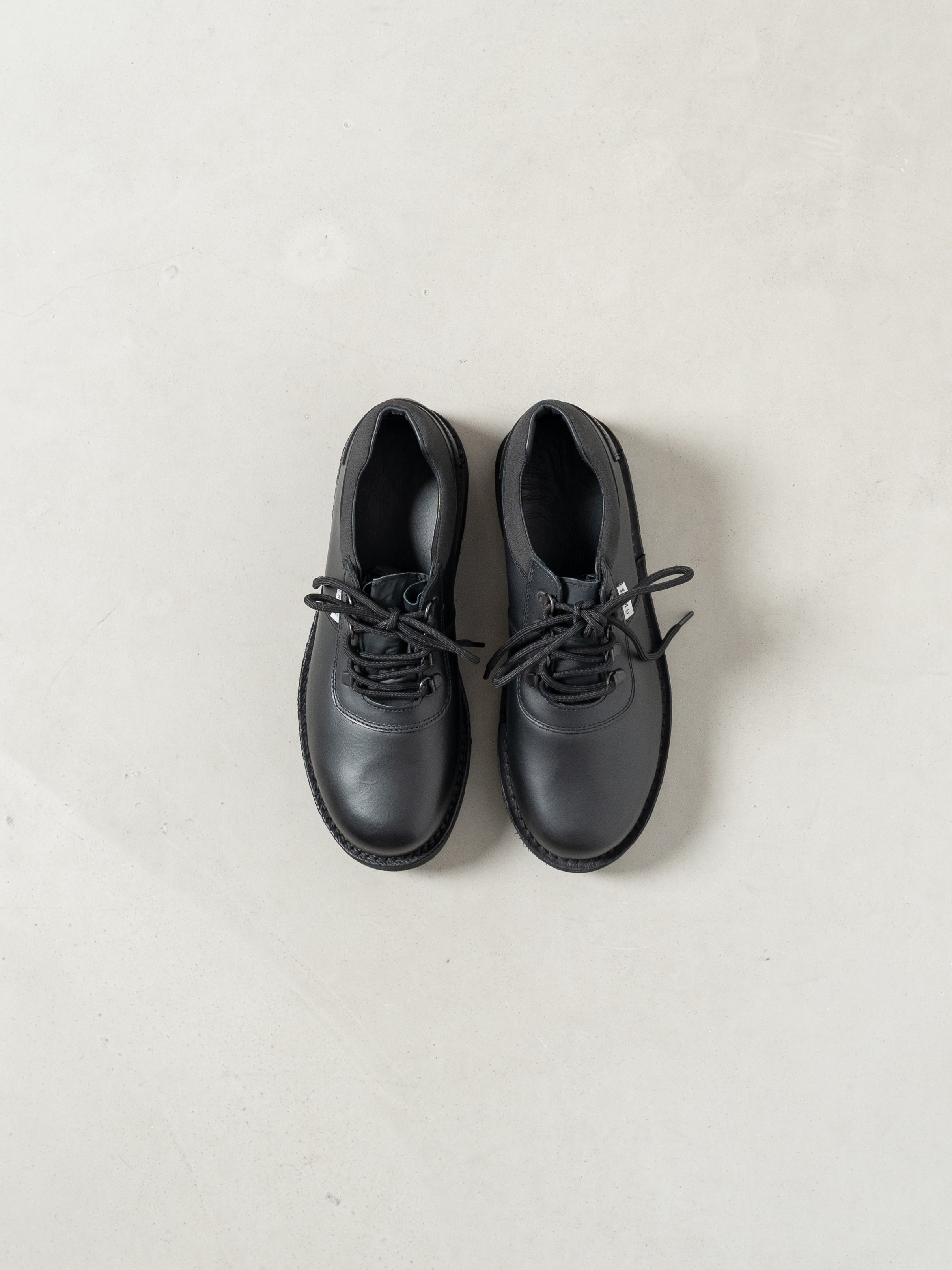 GR10K Low Trauma Shoes (Black)