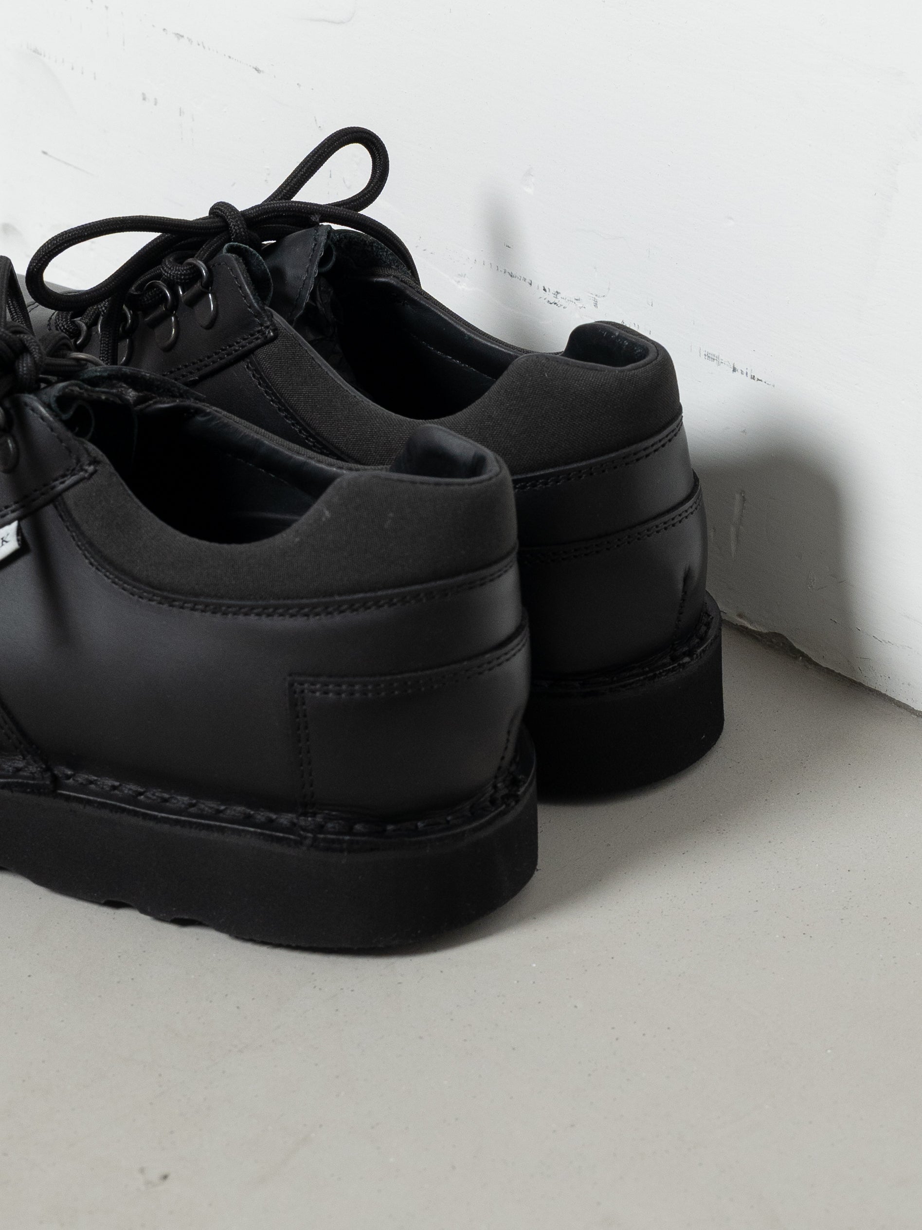 GR10K Low Trauma Shoes (Black)