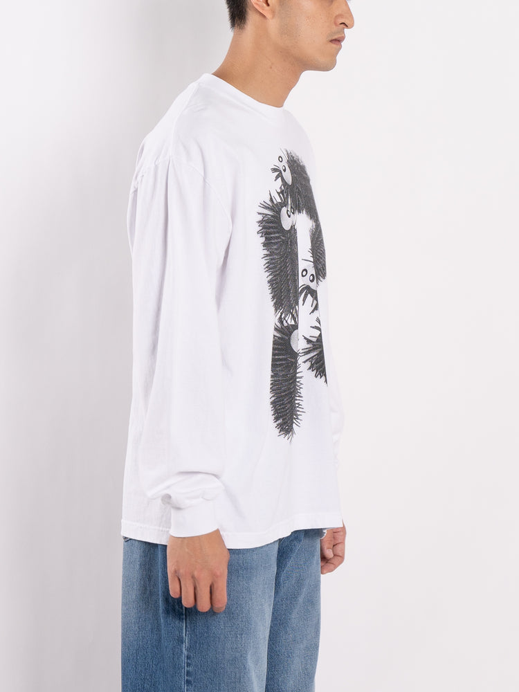 
                
                    Load image into Gallery viewer, RAMPS R Bug L/S Tee (White)
                
            
