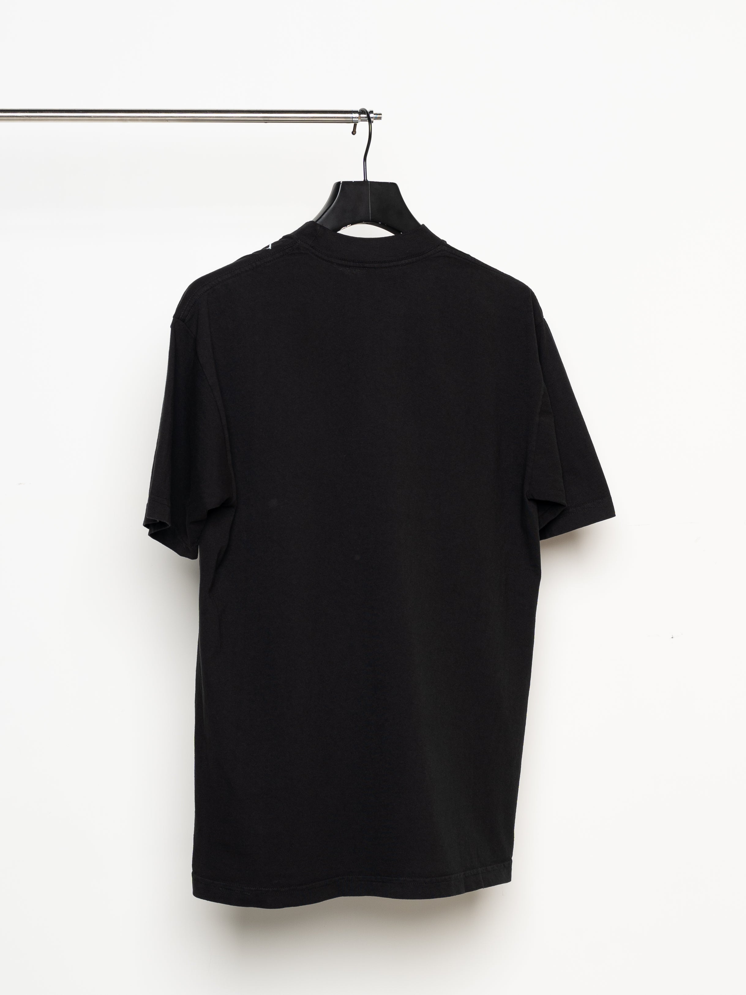 b.Eautiful Kabin T-Shirt (Black)