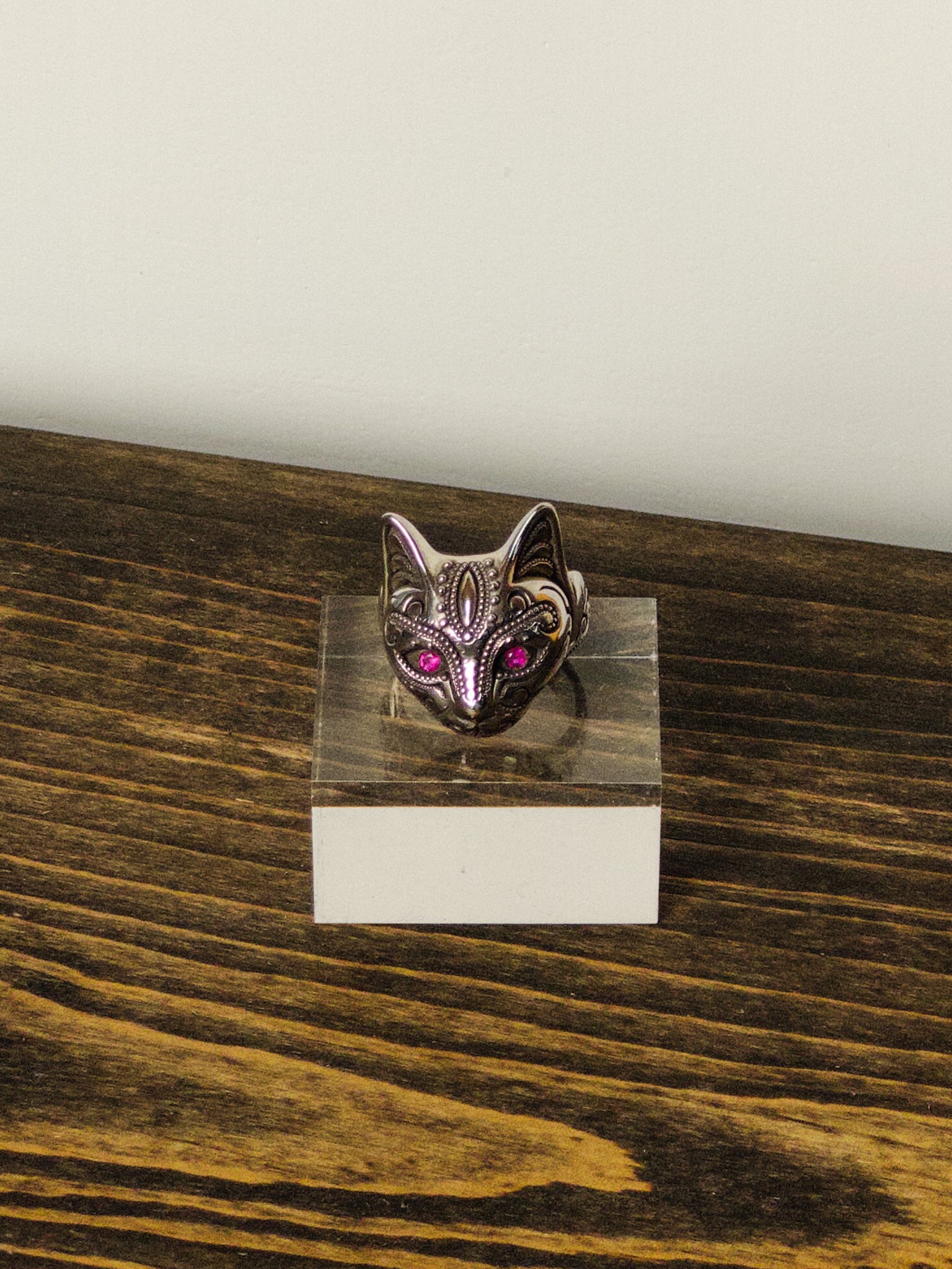 Big Cat Maria BM 貓戒 Oxidized Ruby eyes