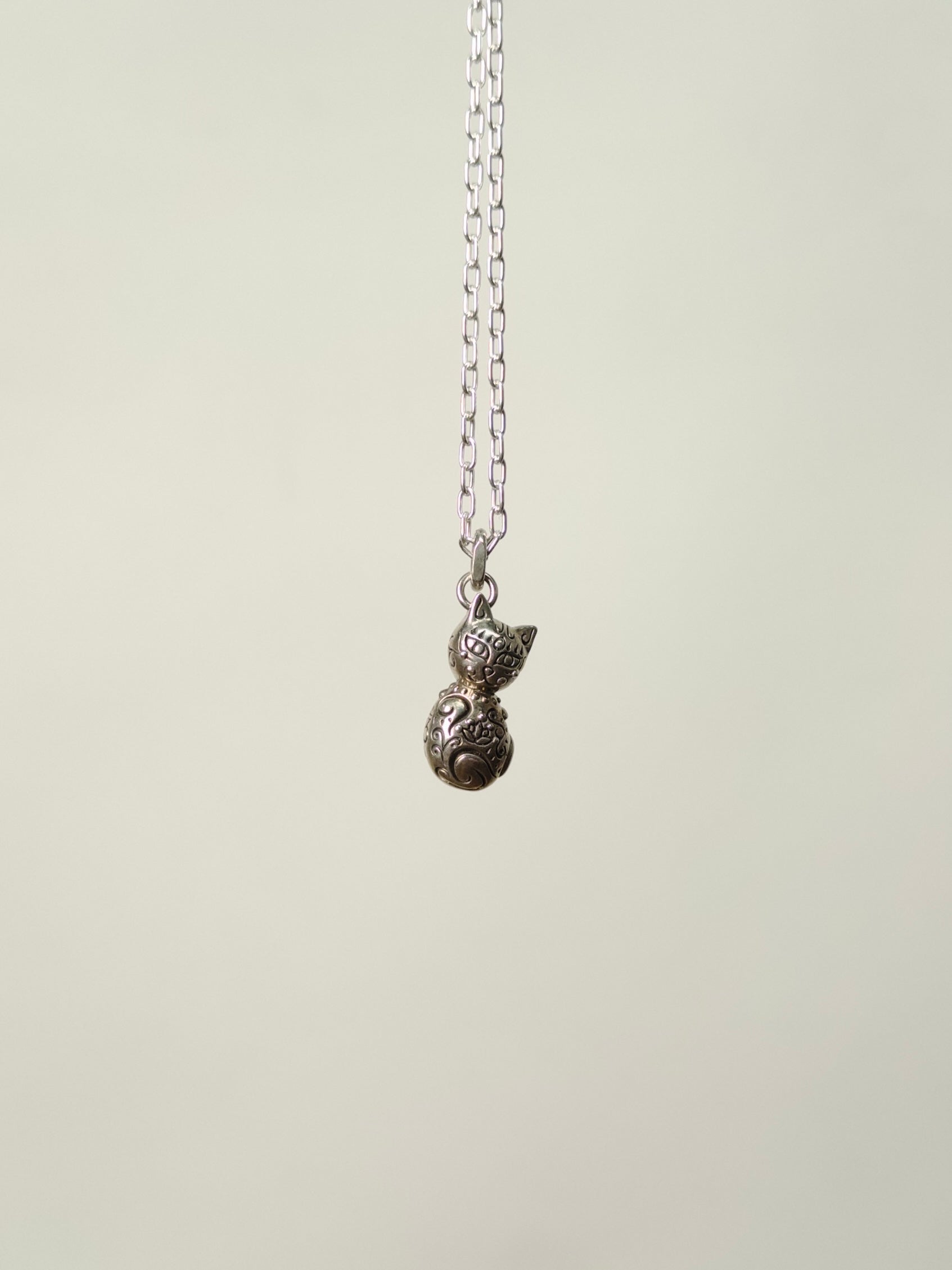 Big Black Maria BBM 福猫吊墜