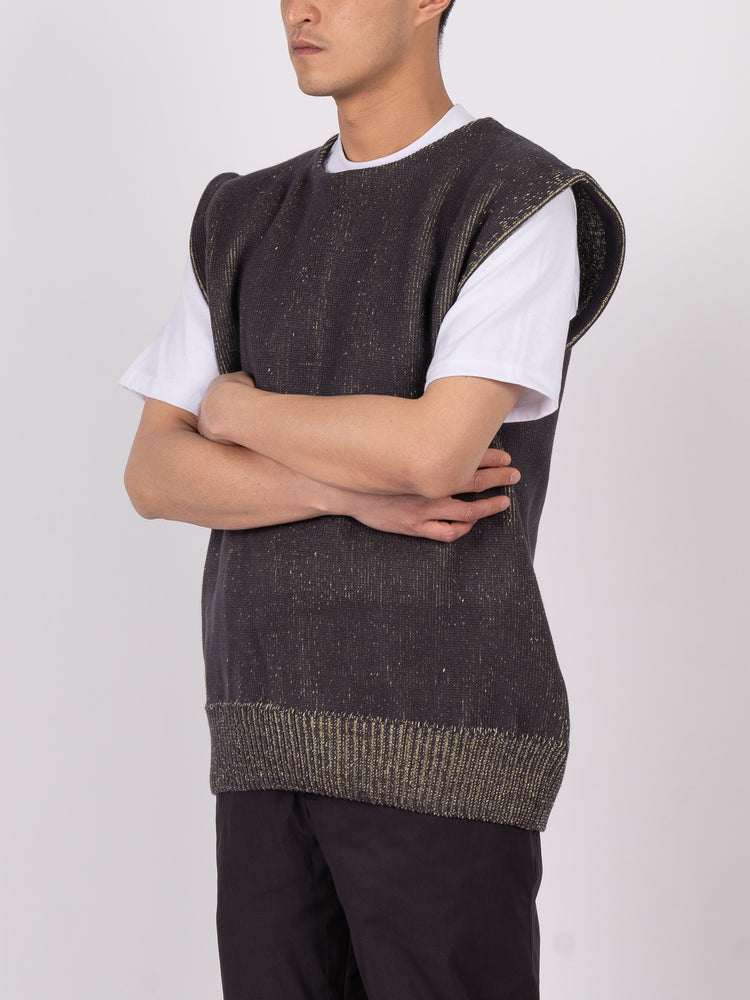 
                
                    Load image into Gallery viewer, GR10K Aimless Compact Knit Vest (Herren Grey)
                
            