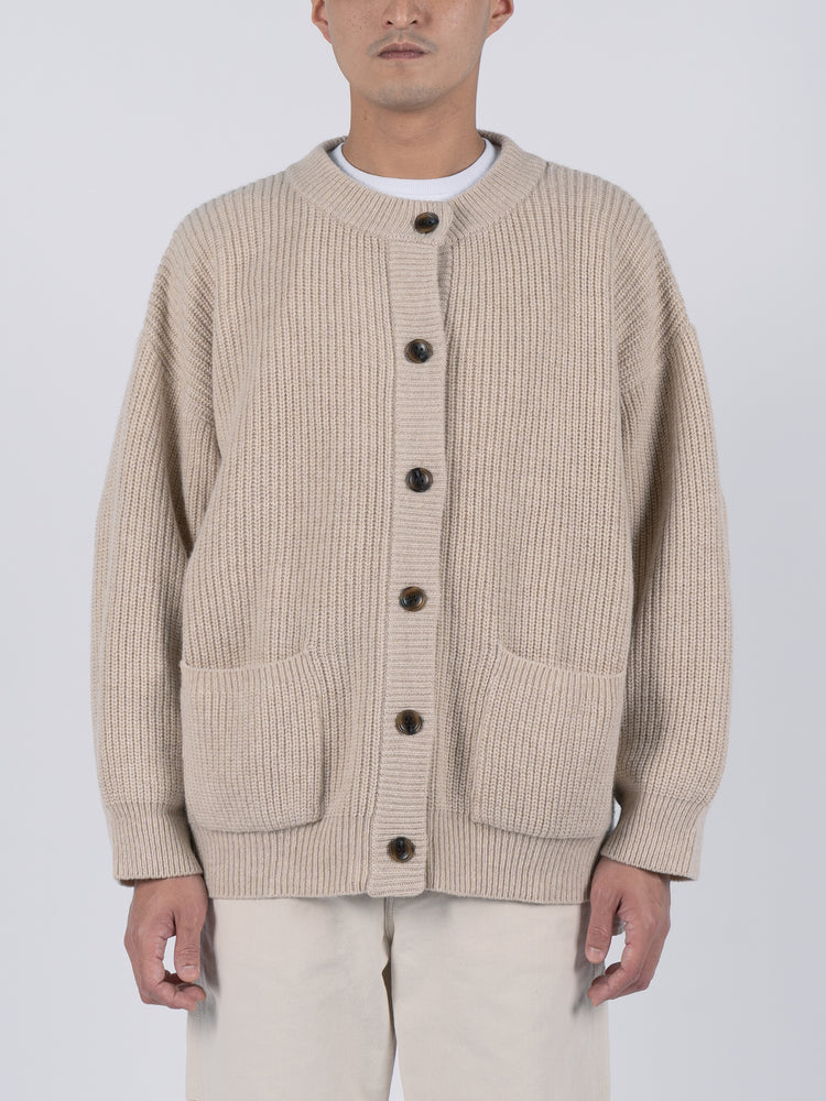 
                
                    Load image into Gallery viewer, CONICHIWA bonjour Knit Cardigan (Cream)
                
            