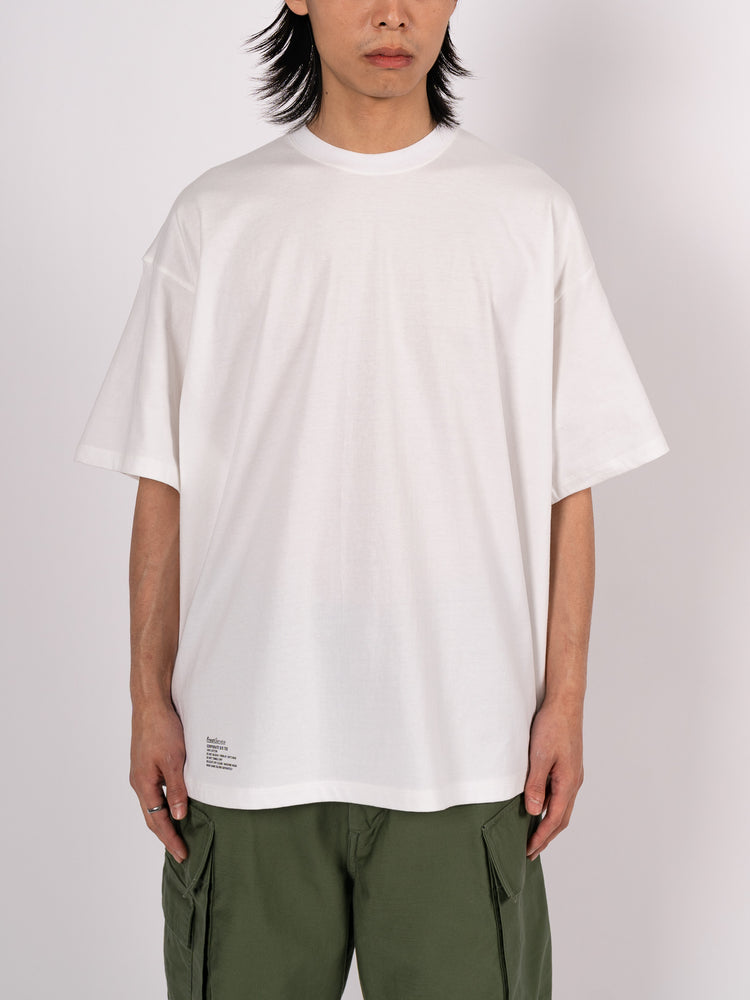 
                
                    Load image into Gallery viewer, FreshService 2-Pack Oversized Corprorate Tee (White)
                
            