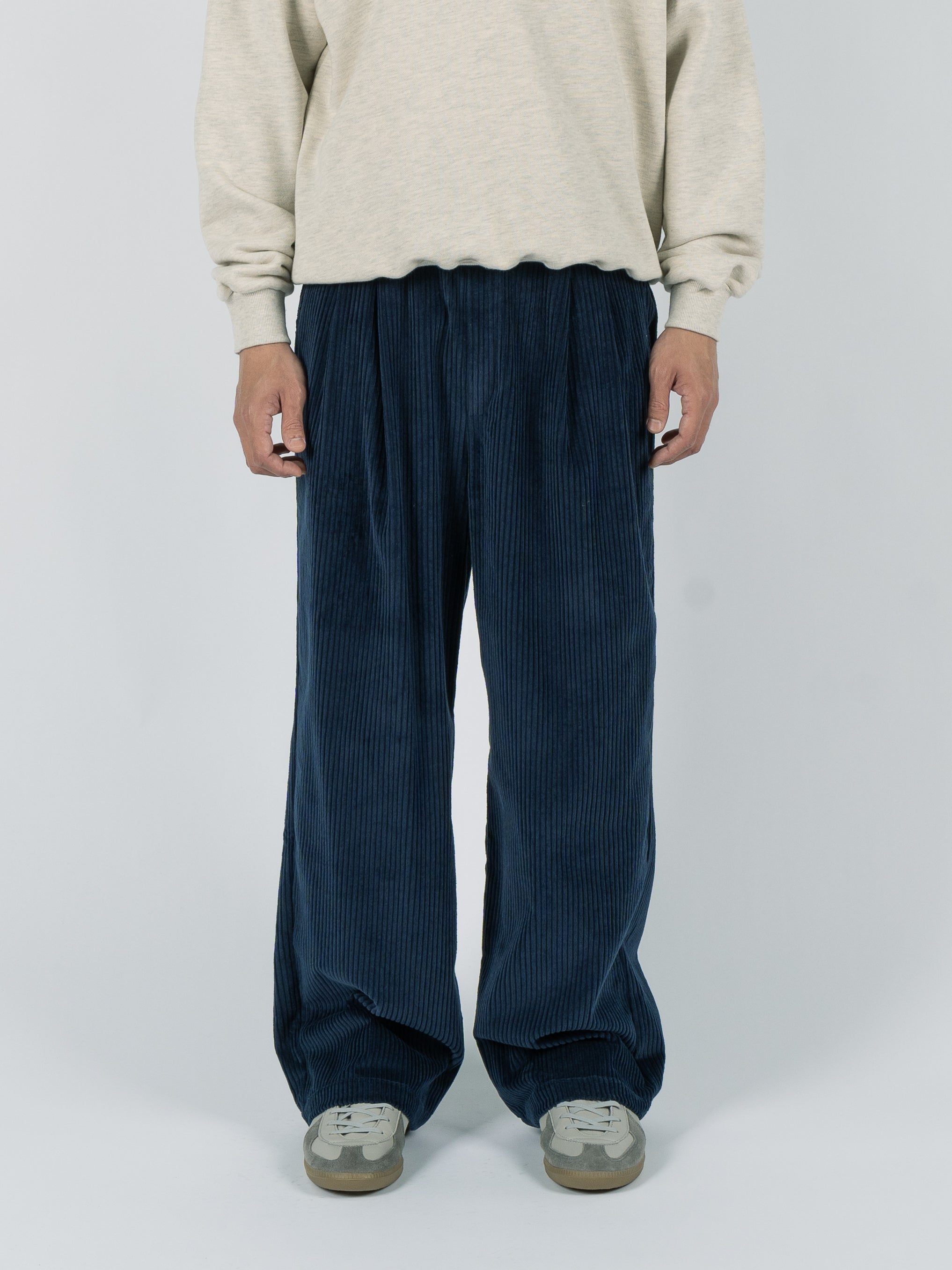 CONICHIWA bonjour Cb Wide Corduroy Pants (Navy)